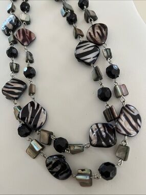 Shell  Black and Gray Multi-Strand Beaded Women's Necklace